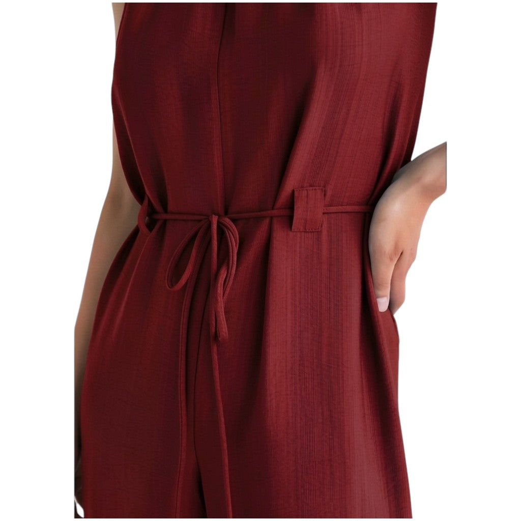 006 — Enterizo Norte Largo Con Escote Halter Rojo burdeos