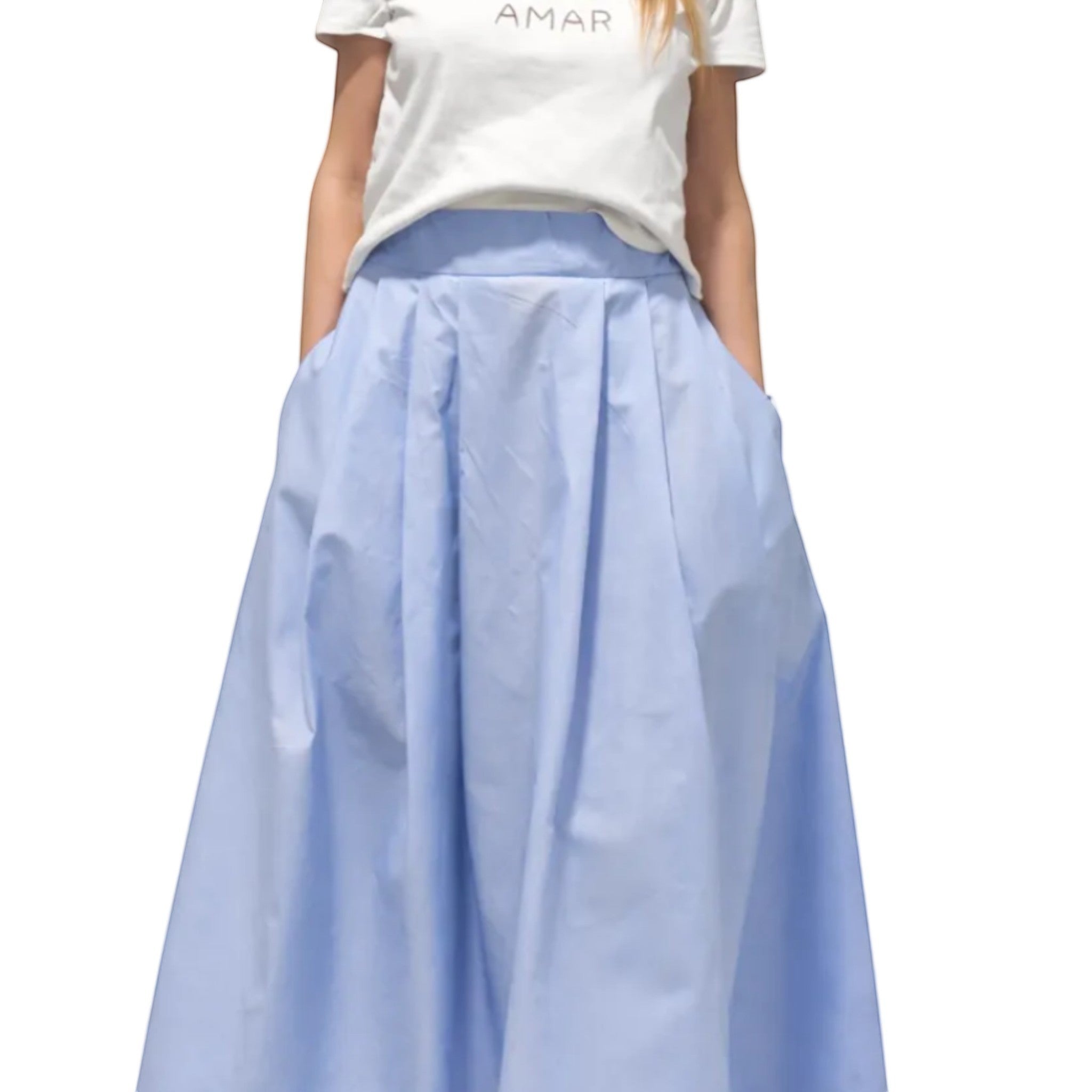 Falda larga azul claro de algodón REVES con bolsillos y pliegues. Estilo maxi.