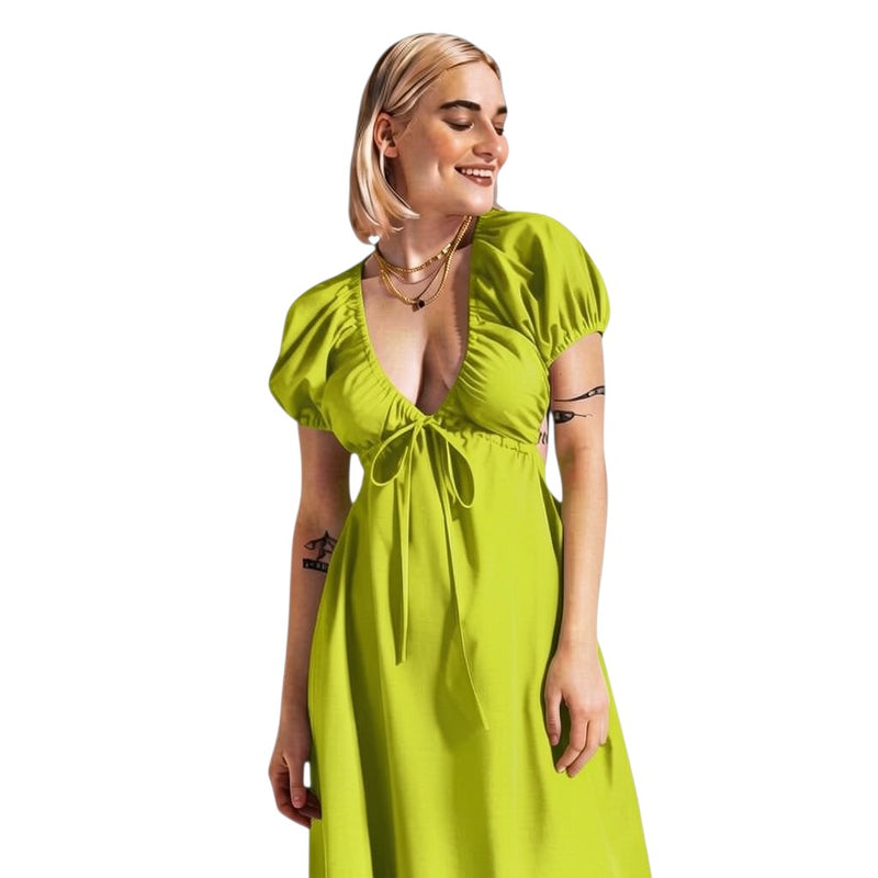 Vestido azul marino REVES de manga corta con escote pronunciado y lazada frontal. Estilo maxi.